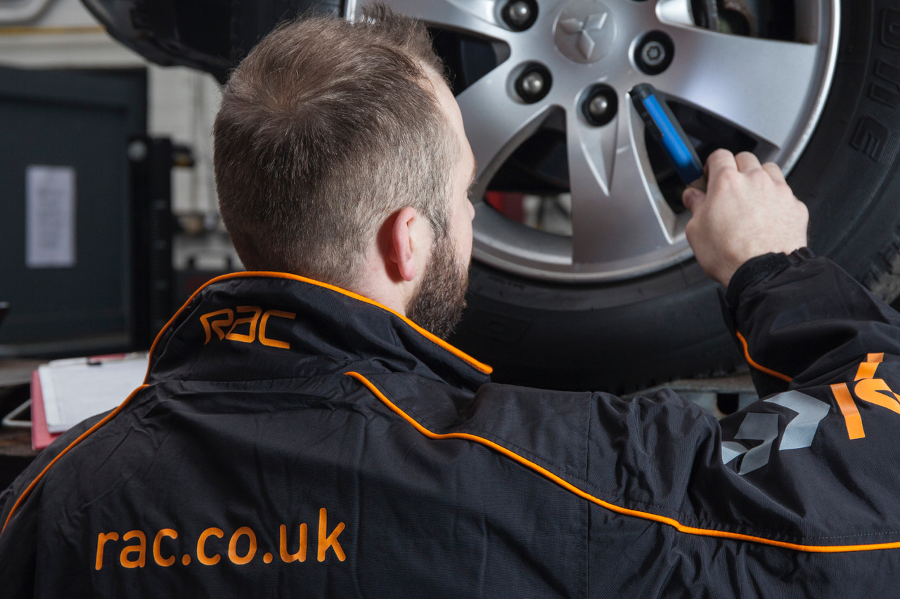 advanced vehicle servicing - mobile vehicle servicing